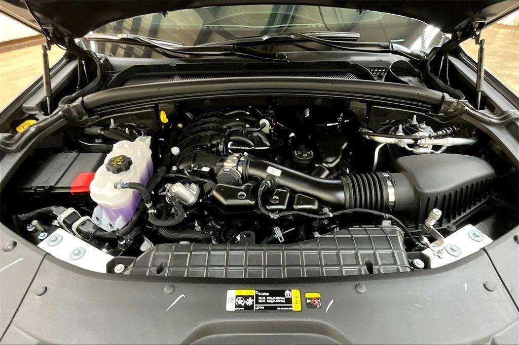 new 2025 Jeep Grand Cherokee car, priced at $41,716