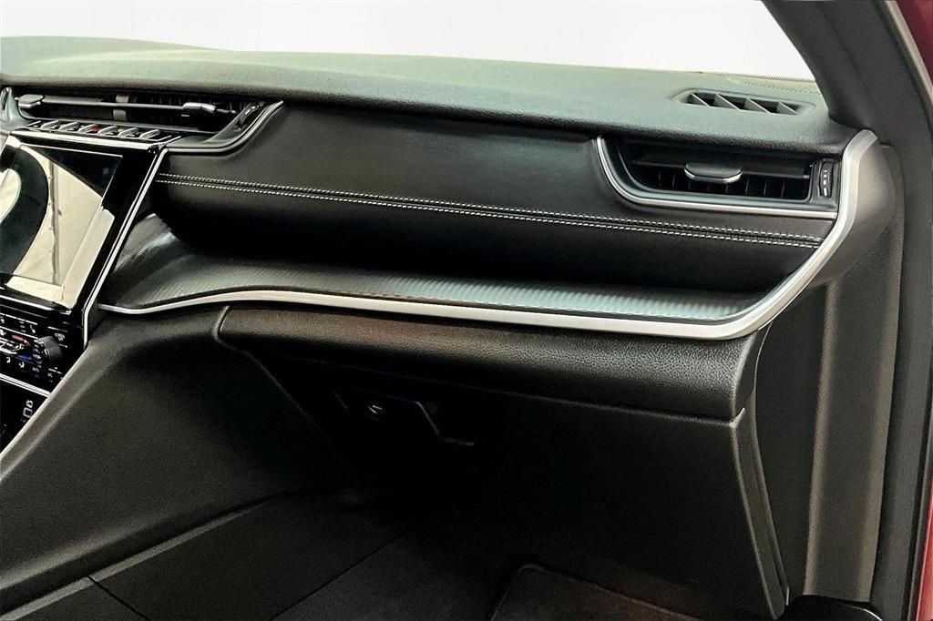 used 2025 Jeep Grand Cherokee L car, priced at $38,900