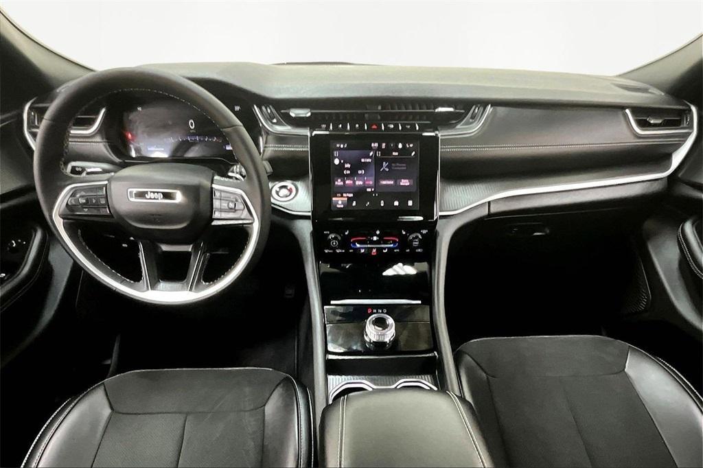 used 2025 Jeep Grand Cherokee L car, priced at $38,900