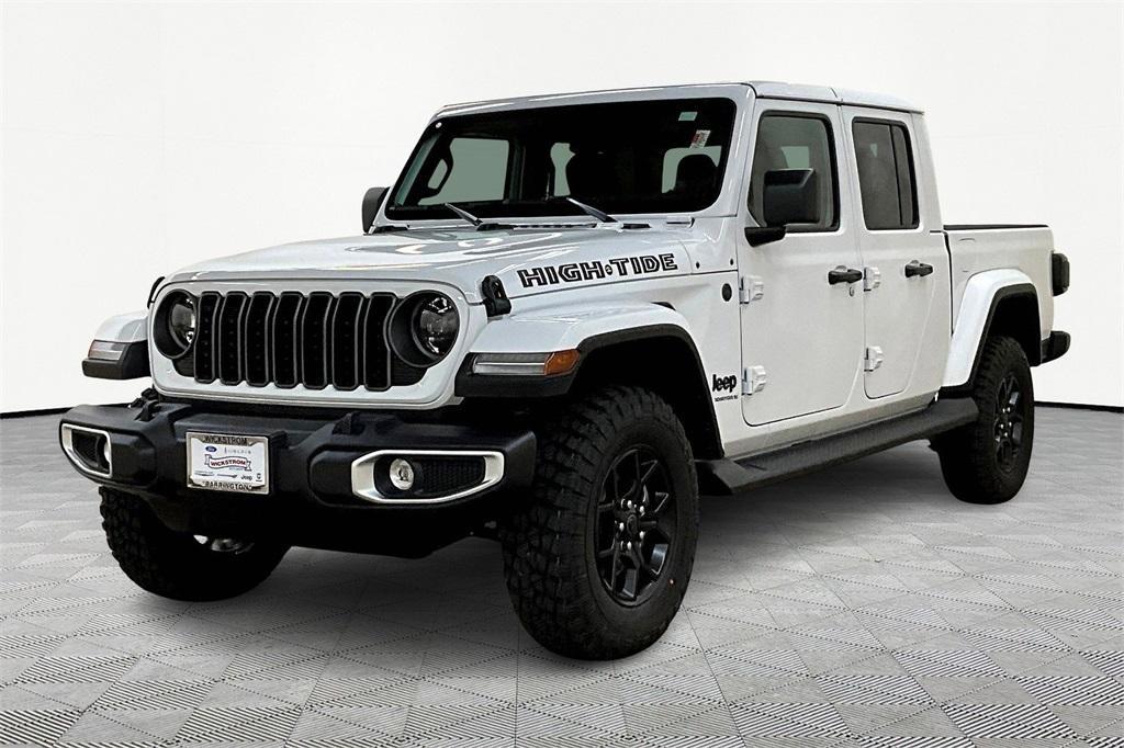 new 2025 Jeep Gladiator car, priced at $43,322