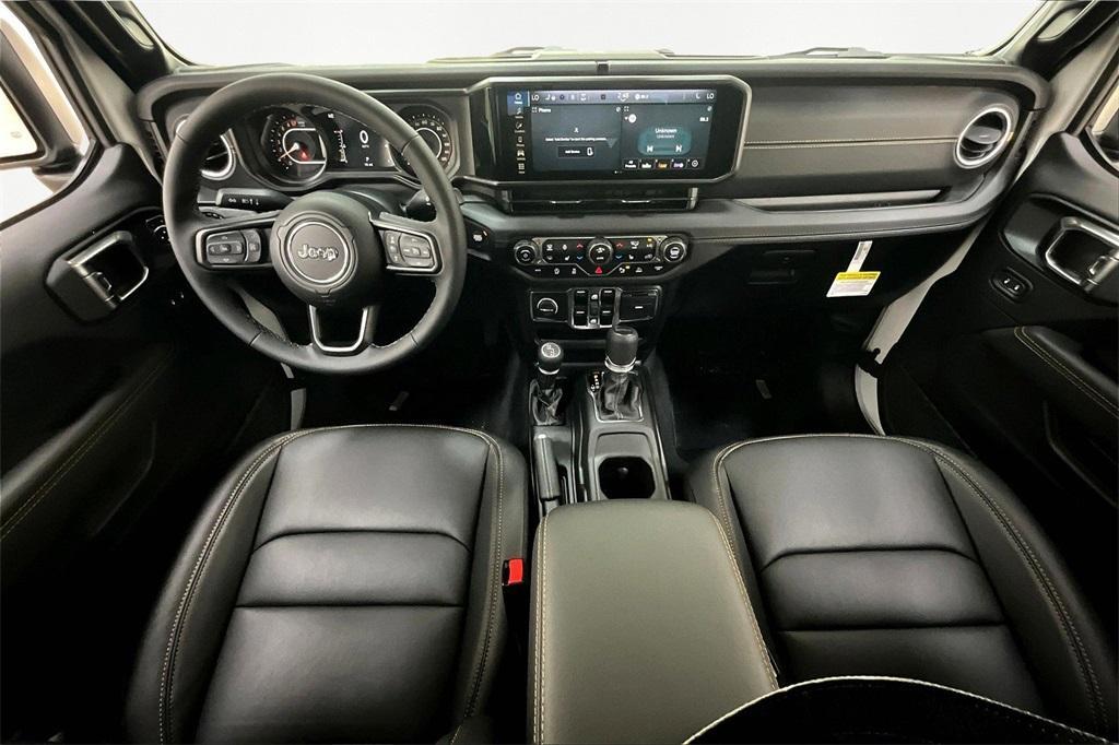 new 2025 Jeep Gladiator car, priced at $43,322