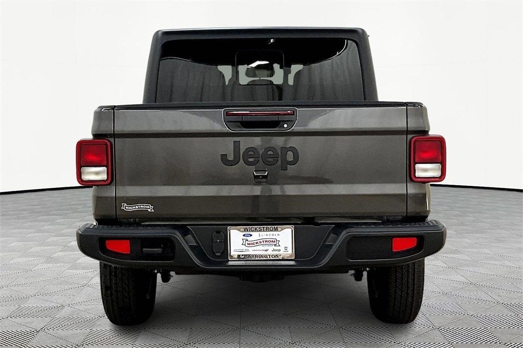 new 2026 Jeep Gladiator car, priced at $48,225