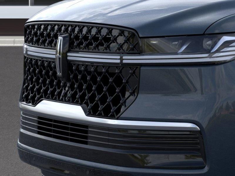 new 2025 Lincoln Navigator car, priced at $109,525