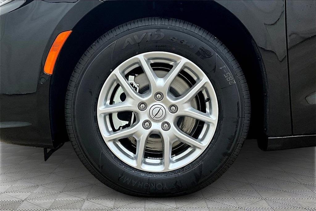 new 2026 Chrysler Pacifica car, priced at $38,597