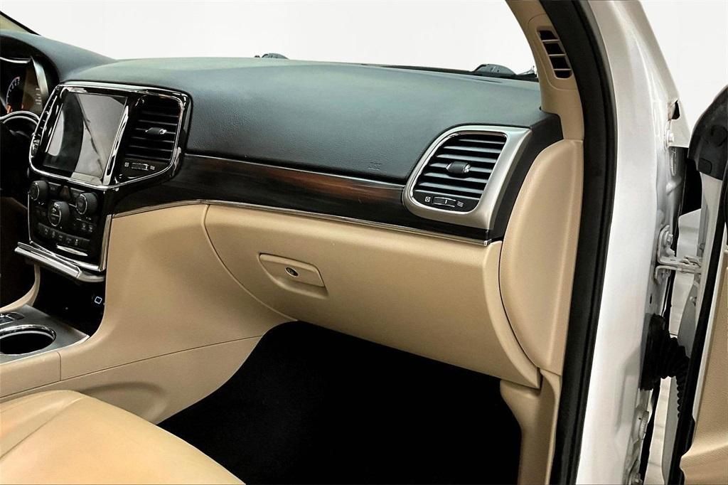 used 2021 Jeep Grand Cherokee car, priced at $22,900