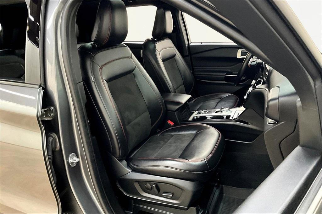 used 2023 Ford Explorer car, priced at $34,900