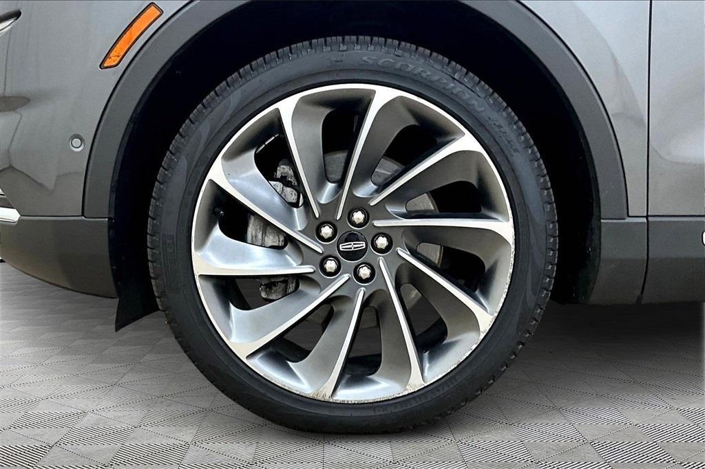 used 2022 Lincoln Nautilus car, priced at $37,000