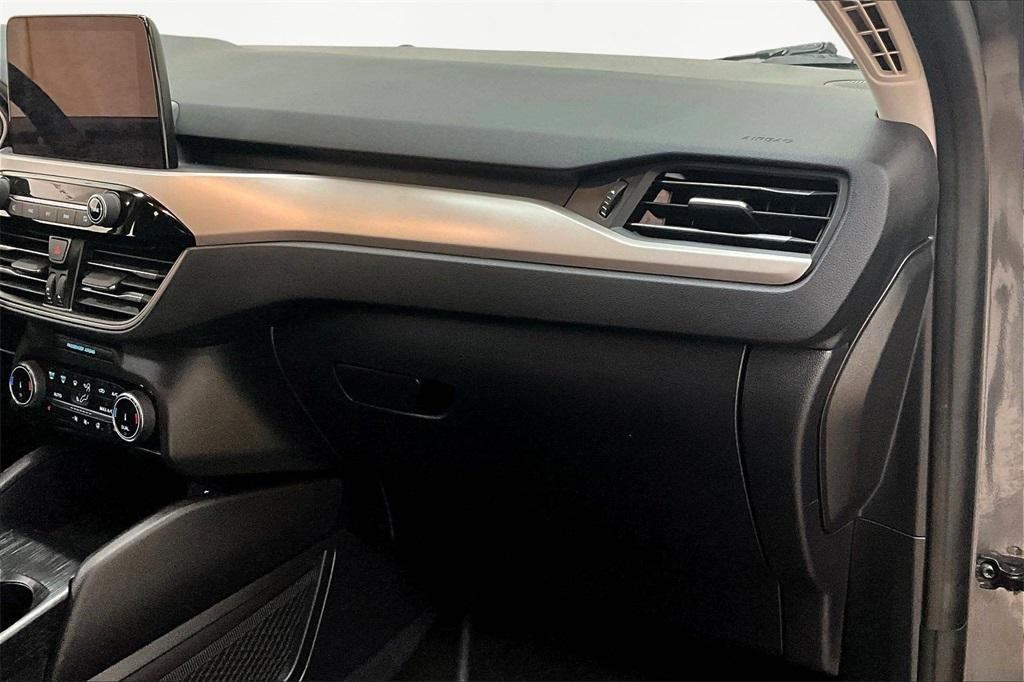 used 2022 Ford Escape car, priced at $22,900