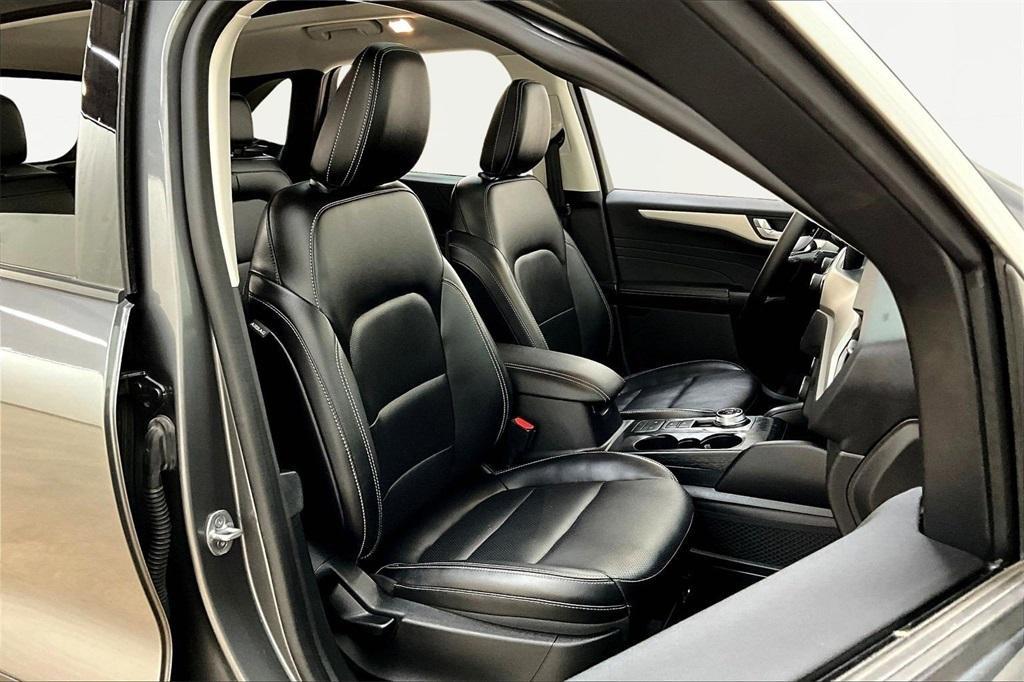 used 2022 Ford Escape car, priced at $22,900