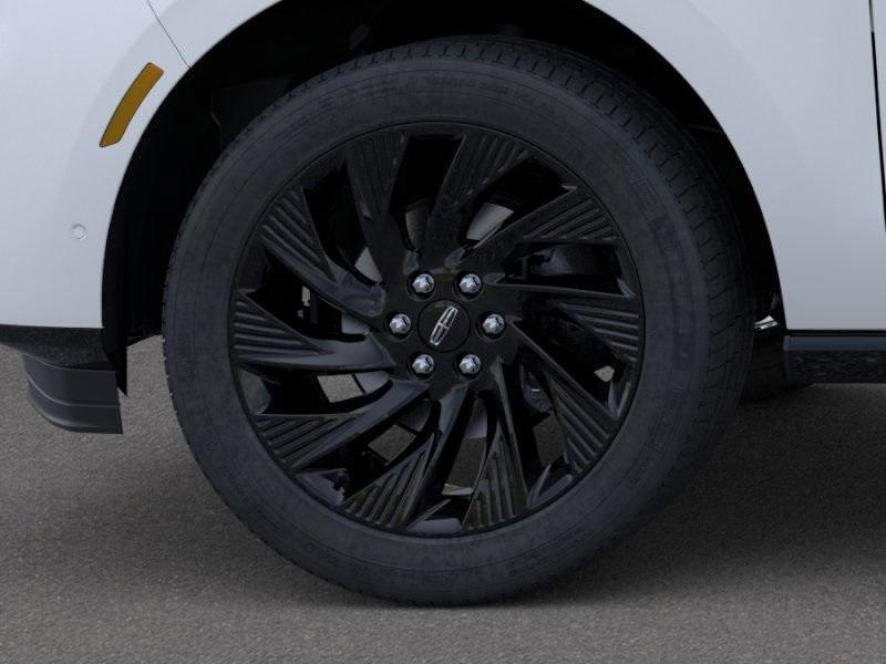 new 2025 Lincoln Navigator car, priced at $103,325