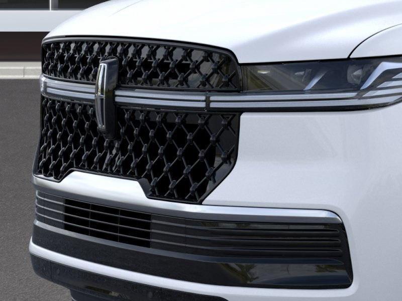 new 2025 Lincoln Navigator car, priced at $103,325
