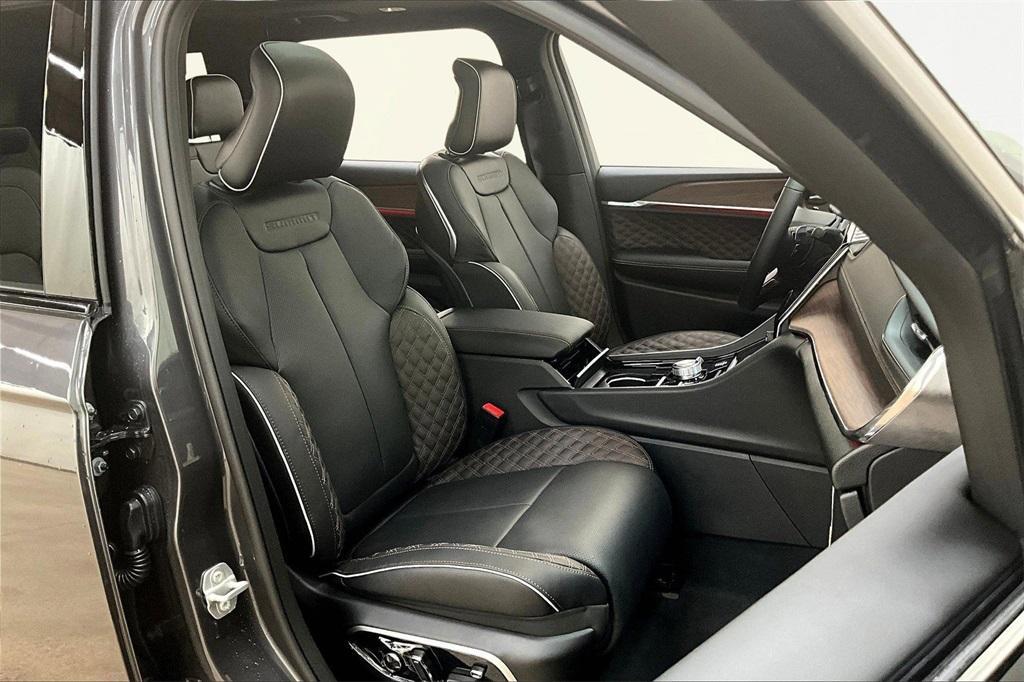 new 2025 Jeep Grand Cherokee L car, priced at $54,490