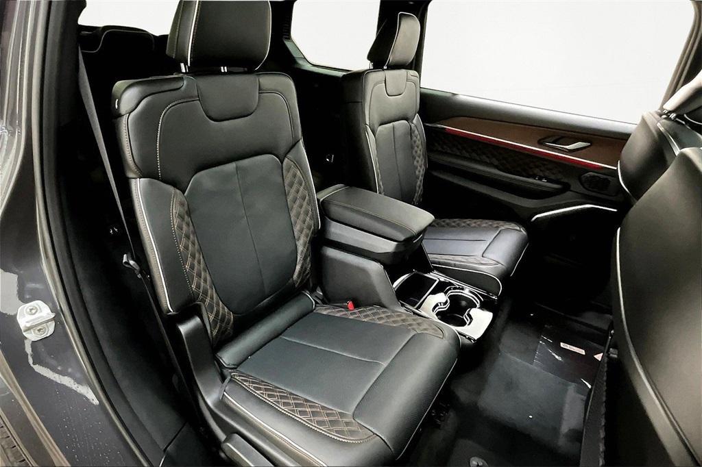 new 2025 Jeep Grand Cherokee L car, priced at $54,490