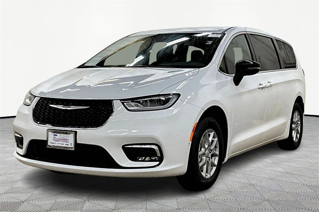 new 2026 Chrysler Pacifica car, priced at $43,145