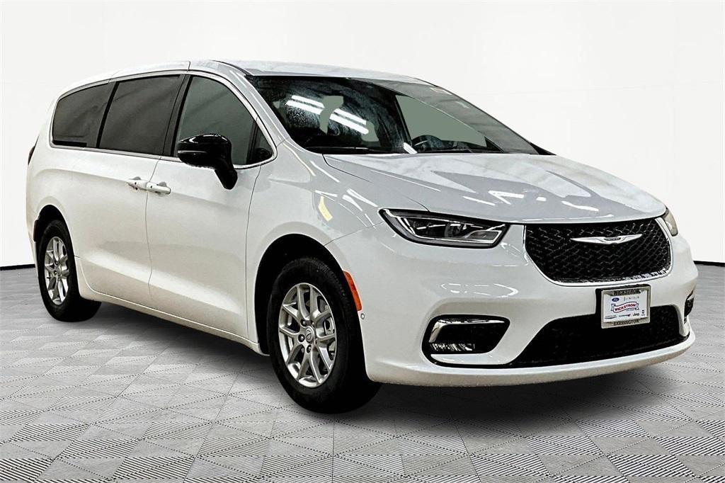 new 2026 Chrysler Pacifica car, priced at $43,145