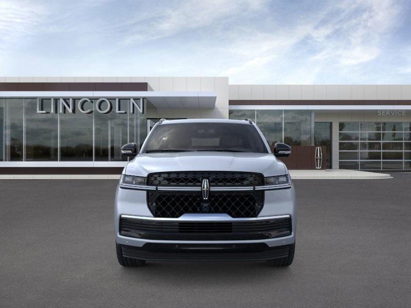 new 2025 Lincoln Navigator car, priced at $103,325