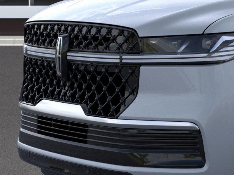 new 2025 Lincoln Navigator car, priced at $103,325