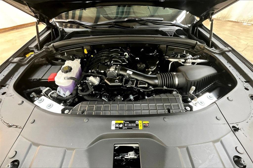 new 2025 Jeep Grand Cherokee car, priced at $48,740