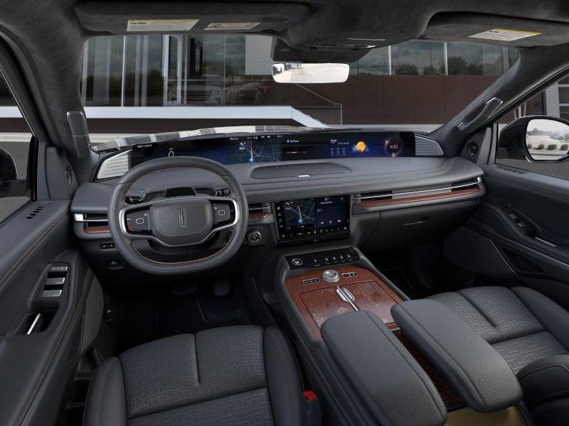 new 2025 Lincoln Navigator L car, priced at $121,590