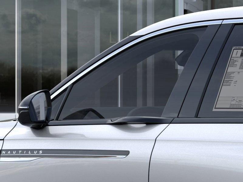 new 2025 Lincoln Nautilus car, priced at $53,165