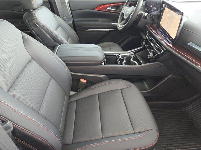 new 2026 Chevrolet Traverse car, priced at $50,082