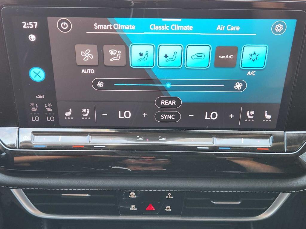 used 2024 Volkswagen Atlas car, priced at $35,977