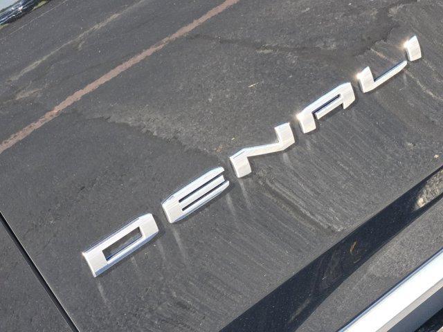 new 2025 GMC Yukon car, priced at $89,560