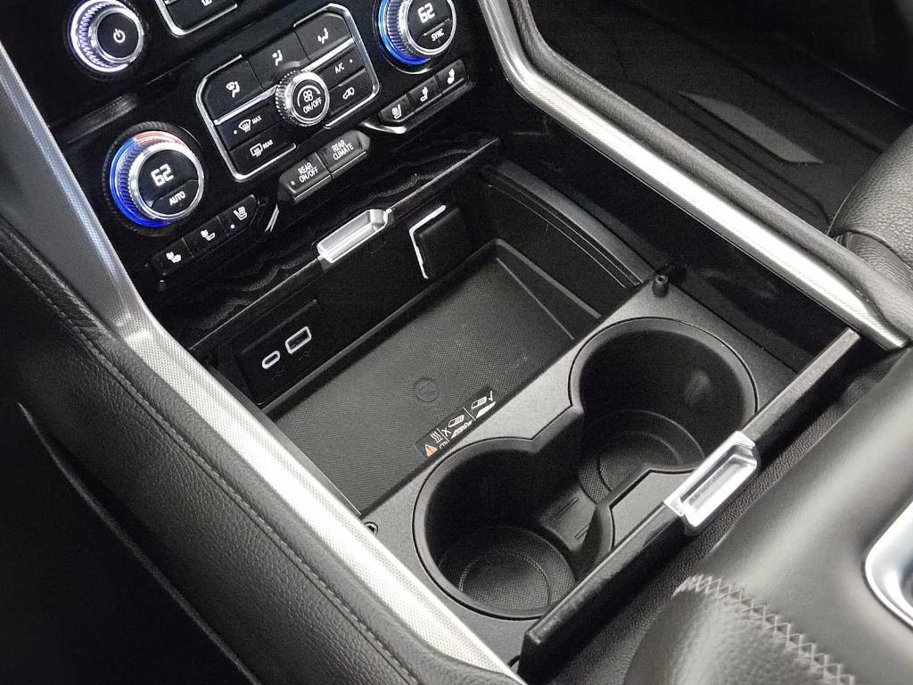 used 2023 GMC Yukon car, priced at $55,577