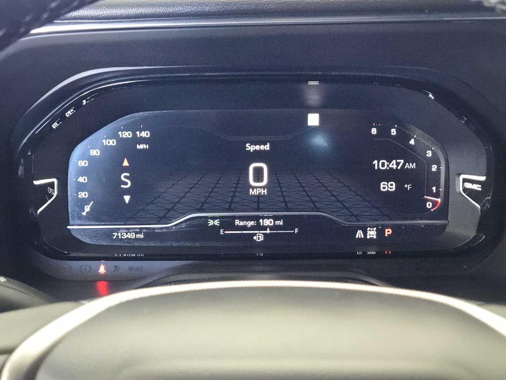 used 2023 GMC Yukon car, priced at $55,577