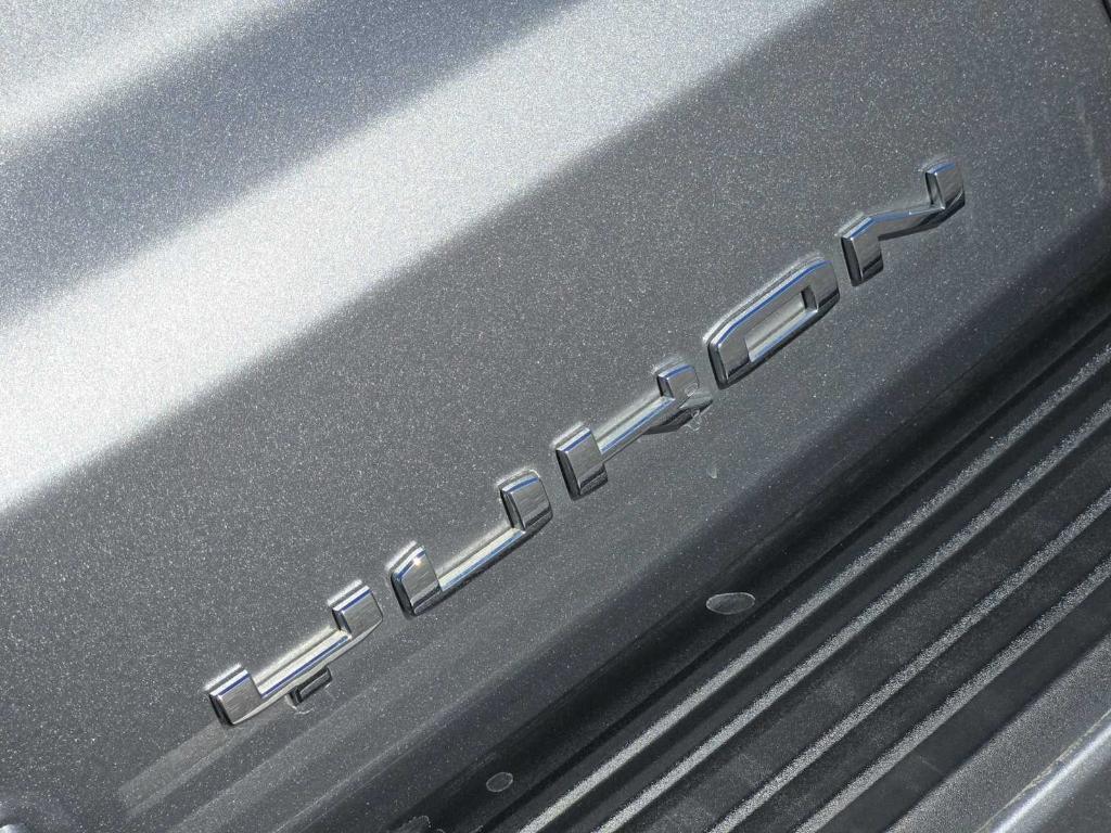 used 2023 GMC Yukon car, priced at $55,577