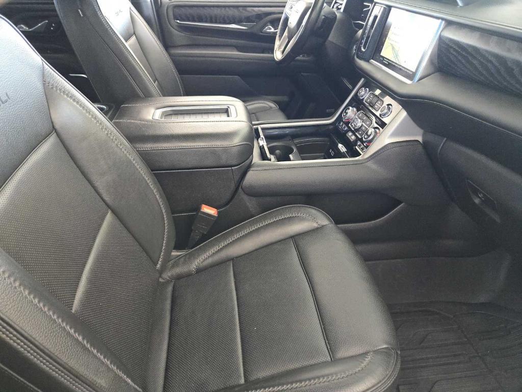 used 2023 GMC Yukon car, priced at $55,577