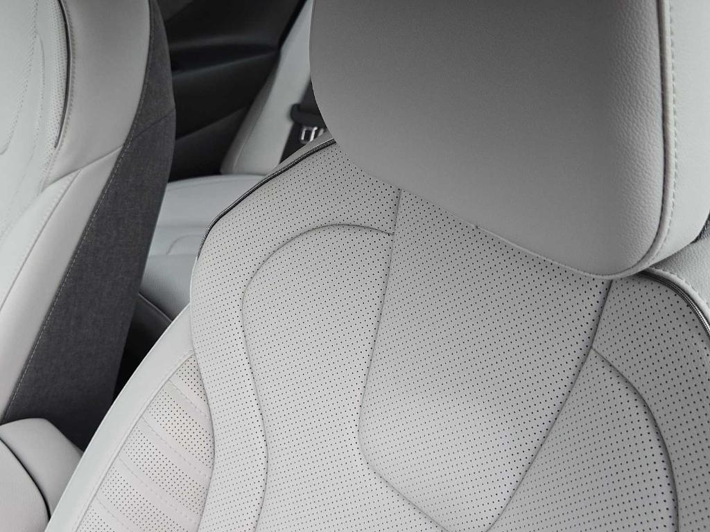 used 2025 Hyundai ELANTRA HEV car, priced at $30,177