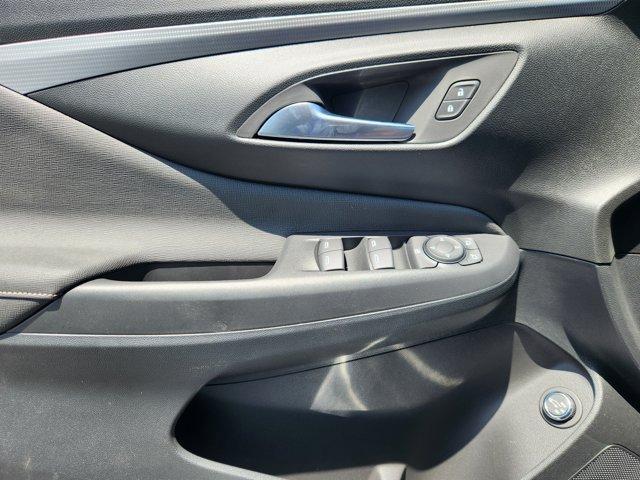 new 2025 Buick Envista car, priced at $31,185