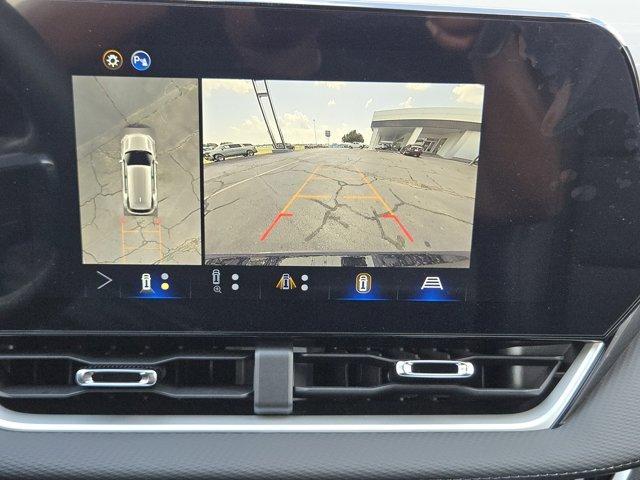 new 2026 Chevrolet Equinox car, priced at $32,530