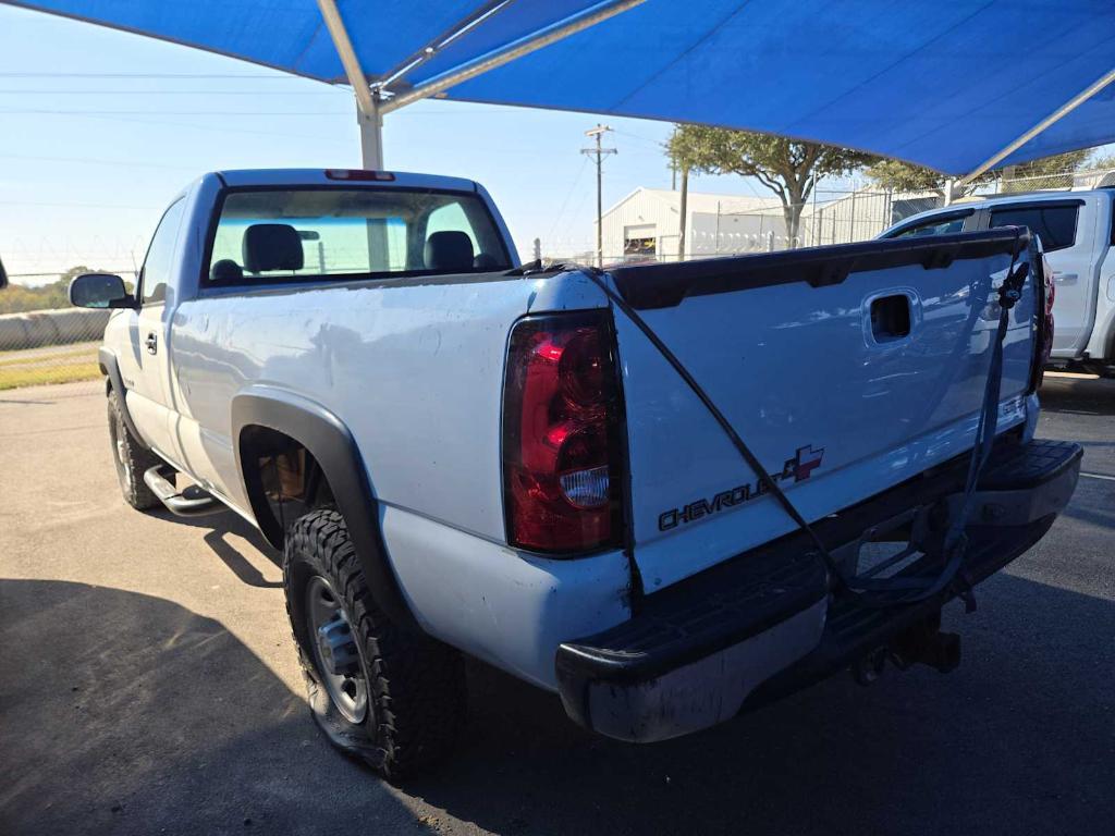 used 2005 Chevrolet Silverado 2500 car