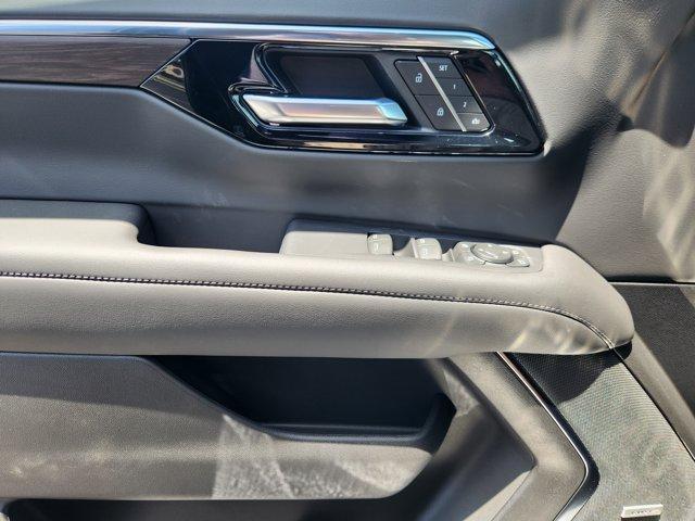 new 2025 Chevrolet Suburban car, priced at $76,735