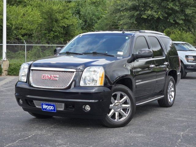 used 2014 GMC Yukon car, priced at $23,995