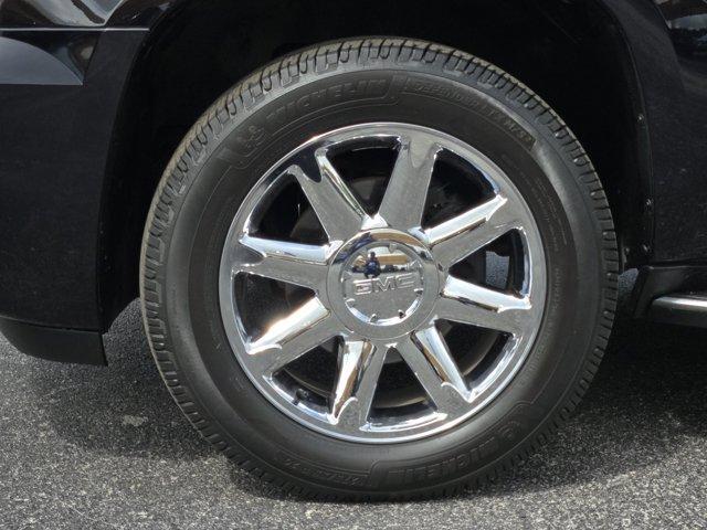 used 2014 GMC Yukon car, priced at $23,995
