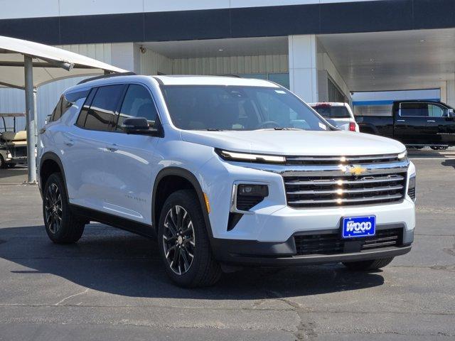 new 2026 Chevrolet Traverse car, priced at $48,415
