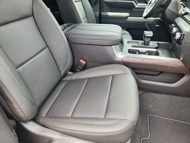 new 2025 GMC Sierra 1500 car, priced at $57,525