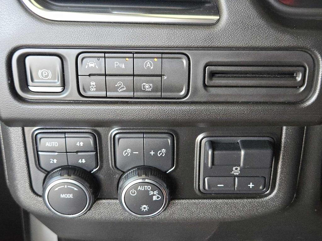 used 2024 Chevrolet Tahoe car, priced at $63,977