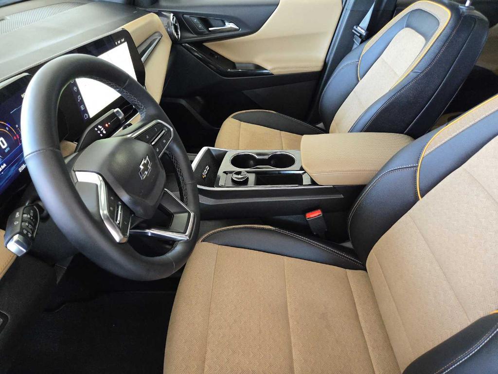 used 2025 Chevrolet Equinox car, priced at $36,995