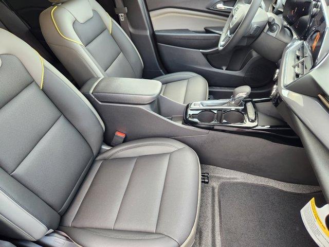 new 2025 Chevrolet Trax car, priced at $26,190