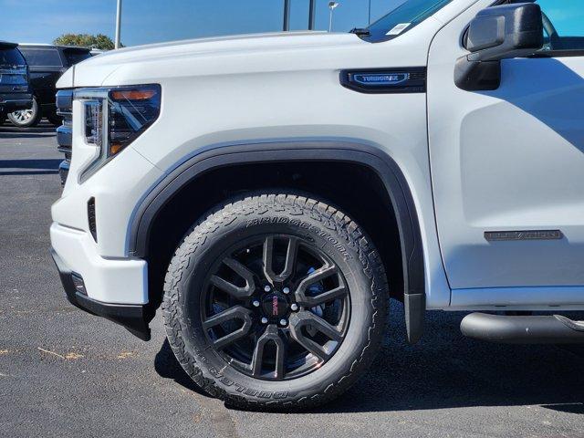 new 2026 GMC Sierra 1500 car, priced at $43,905