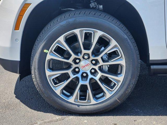 new 2025 GMC Yukon XL car, priced at $92,087