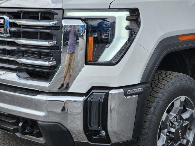 new 2025 GMC Sierra 2500 car, priced at $69,670