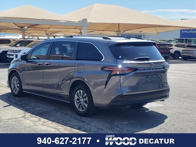 used 2022 Toyota Sienna car, priced at $37,977