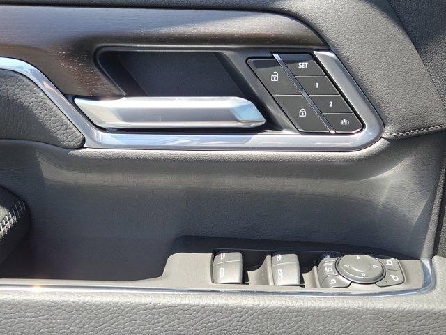 new 2025 GMC Sierra 3500 car