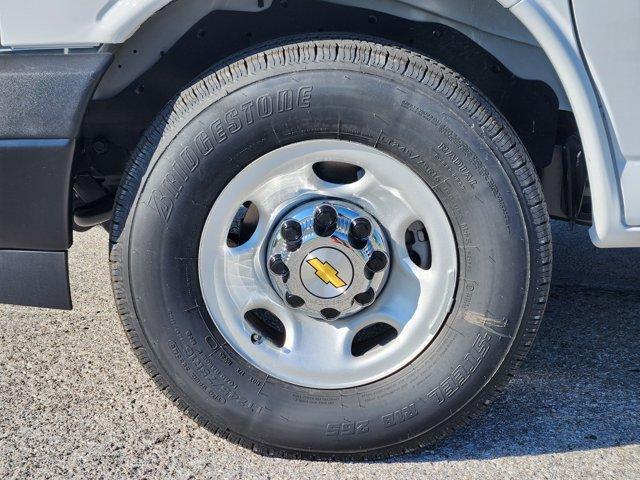 new 2025 Chevrolet Express 2500 car, priced at $42,248