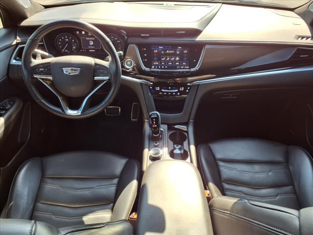 used 2022 Cadillac XT6 car, priced at $41,995